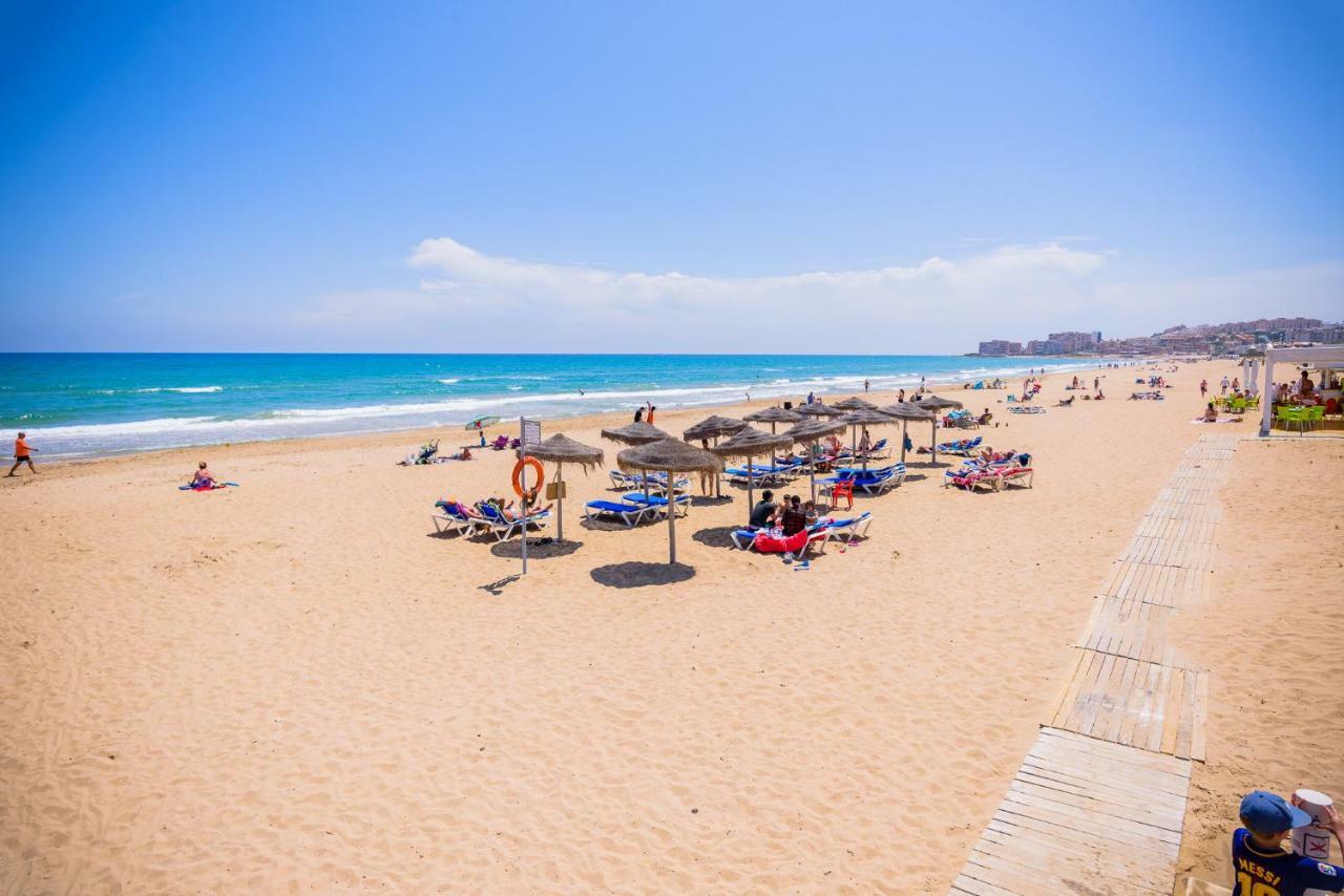 Playa La Mata - Apartamento "Limonka" Eksteriør bilde